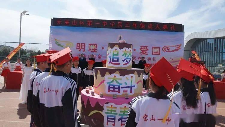 求助！！！！win7任务栏中不显示最小化的窗口了，无论打开任何东西，任务栏中都没有图标，怎么回事？？游戏画面