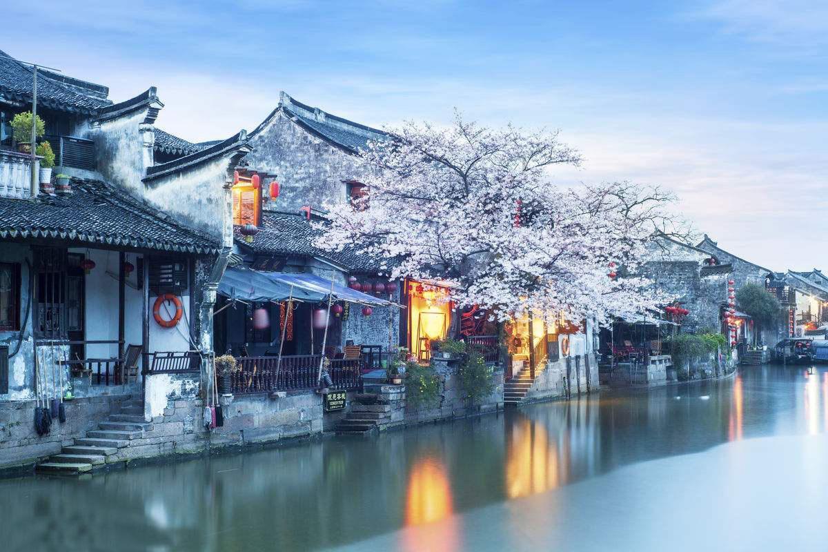 特朗普来势汹汹,欧盟如临大敌,美国优先卷土重来,不如趁早单干